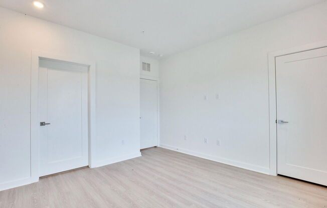 2 beds, 2 baths, 1,015 sqft, $1,699, Unit Apartment 407
