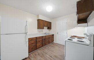 First Floor 1 Bedroom 1 Bathroom Apartment - Available NOW