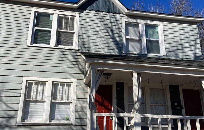1 bed 1 bath - Near Plaza District!