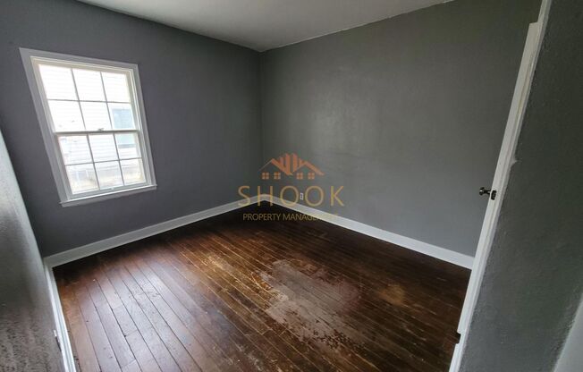 3 beds, 1 bath, $1,350