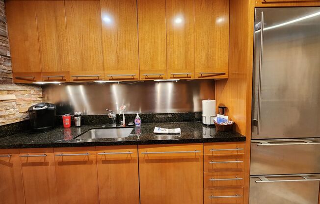 1 bed, 1 bath, $2,175, Unit #1006