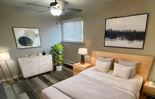 2 beds, 1 bath, $1,095, Unit Apt. 218