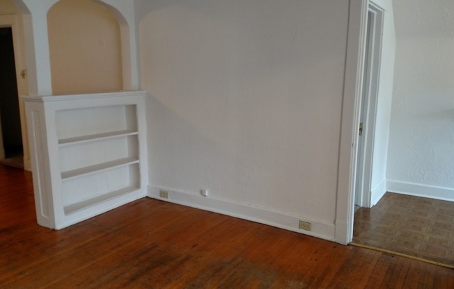 Great 1st Floor Duplex in Shadyside!