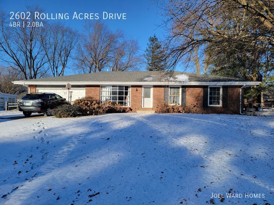2602 Rolling Acres Drive Champaign, IL ApartmentAdvisor