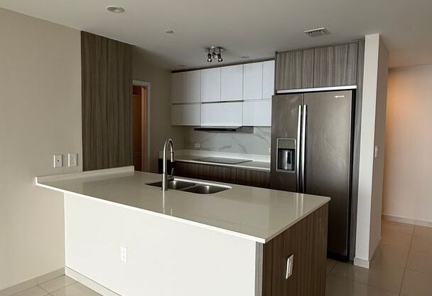 3 beds, 3 baths, $6,200, Unit Unit #802