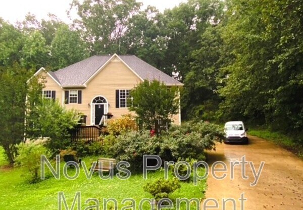 9785 WHITETAIL RD