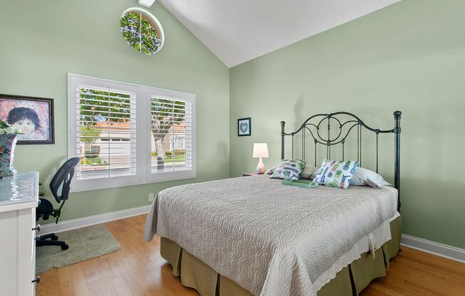 2 beds, 2 baths, $4,995