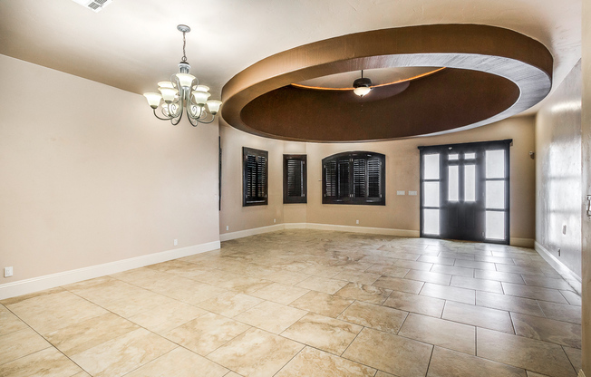 Gorgeous Custom Home on a corner lot in Ventanas - East El Paso!