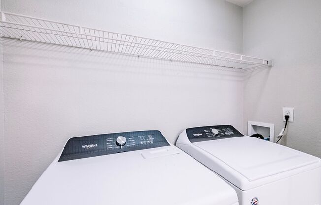 2 beds, 2 baths, 1,000 sqft, $1,450, Unit 2041