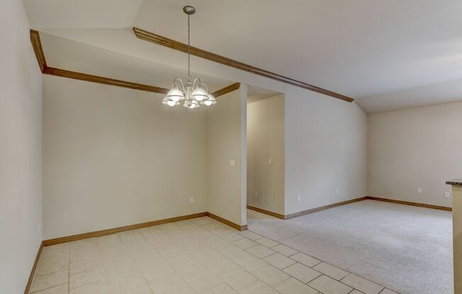 Duplex in Yukon, Available Now!