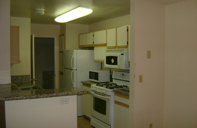 2 beds, 2 baths, $1,450