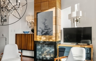 2 beds, 2.5 baths, 1,525 sqft, $6,500, Unit PH-7C