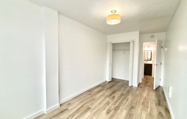 2 beds, 2 baths, 950 sqft, $1,675, Unit 302