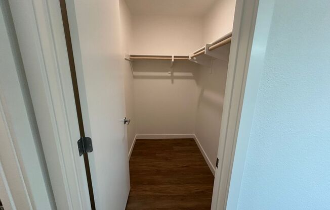 2 beds, 2 baths, 902 sqft, $3,085, Unit 2116-204