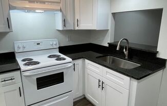 1 bed, 1 bath, 600 sqft, $1,100, Unit 16