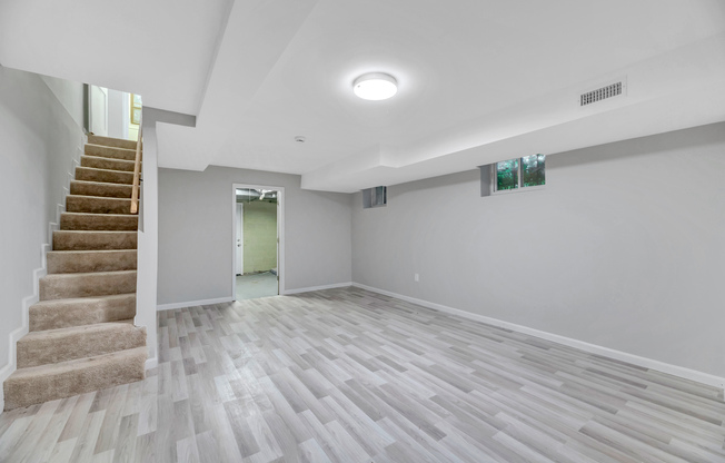 41 TUCKERMAN ST NW