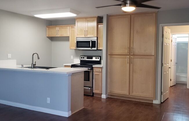 1 bed, 1 bath, 750 sqft, $2,185, Unit 0026