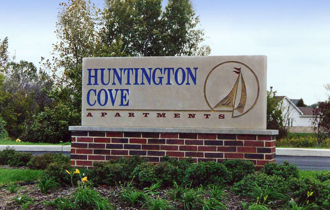 Property Signage at Huntington Cove Apartments, Merrillville, Indiana