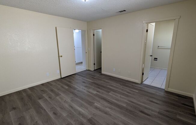 2 beds, 2 baths, 990 sqft, $1,600