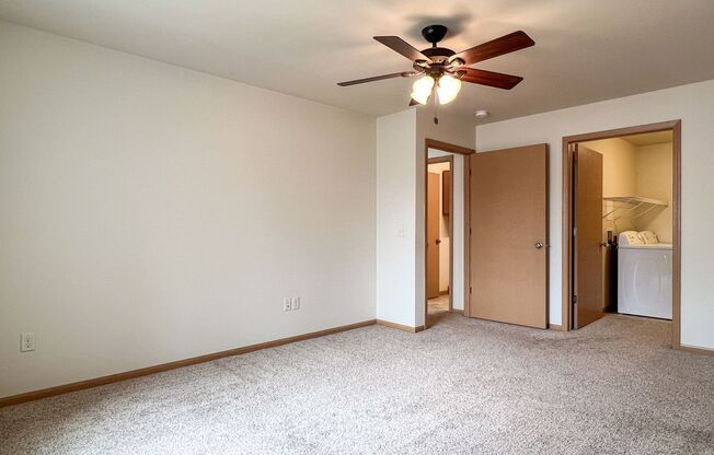 1 bed, 1 bath, 936 sqft, $1,275, Unit ML 530-01