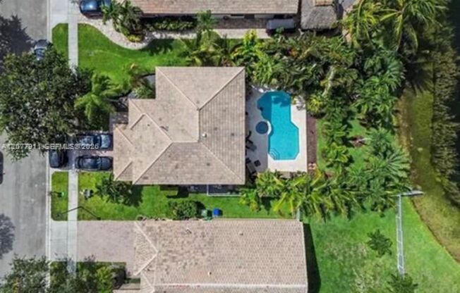 1532 NW 133rd Ave # 1532, Pembroke Pines, FL 33028