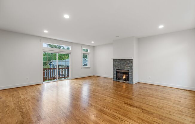 3 bedroom 3 bath