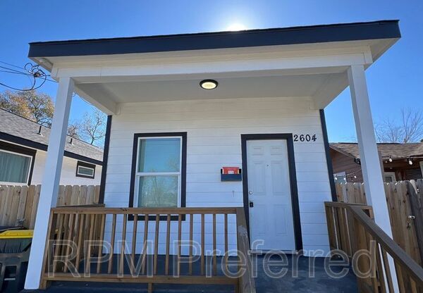 2604 MLS ST