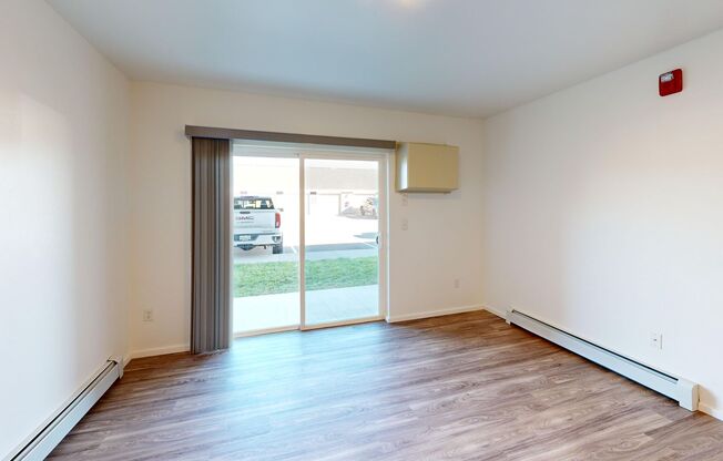 1 bed, 1 bath, 592 sqft, $1,199, Unit 1244-06