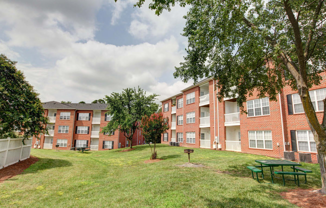 Picnic Pavilion at Wynslow Park Apartments in Raleigh, NC