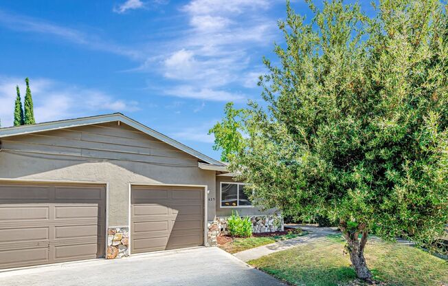 Vasona Court 625-627