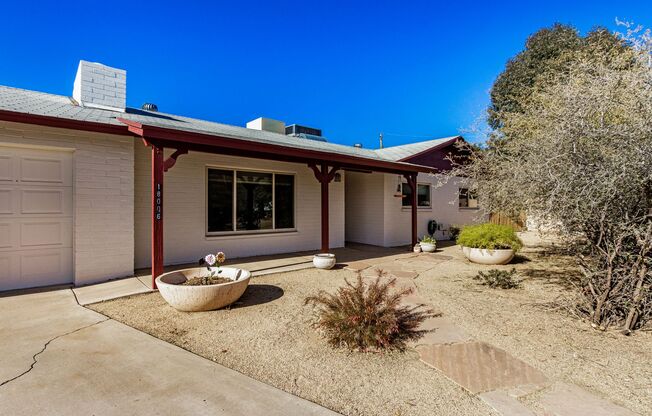 HORSE PROPERTY IN PHOENIX!!!