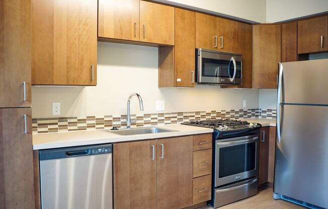 1 bed, 1 bath, $1,395, Unit 205