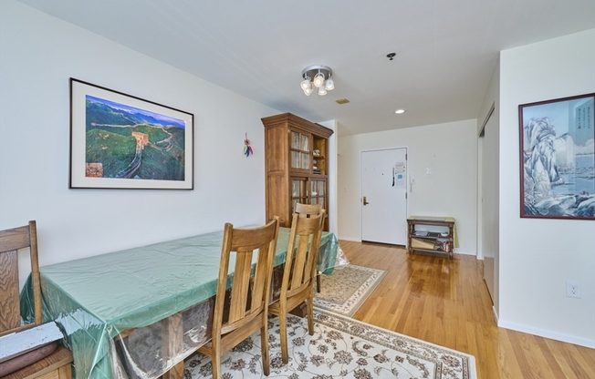 1 bed, 1 bath, 613 sqft, $2,700, Unit 2C