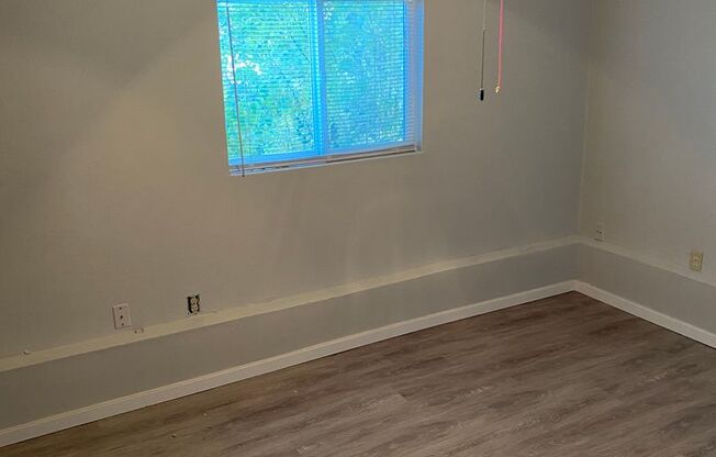 Spacious 2 Bedroom Home for Rent on Gahart Drive