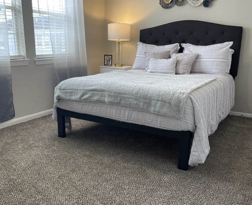 large guest bedroom at Midtown Oaks Townhomes in Mobile, AL