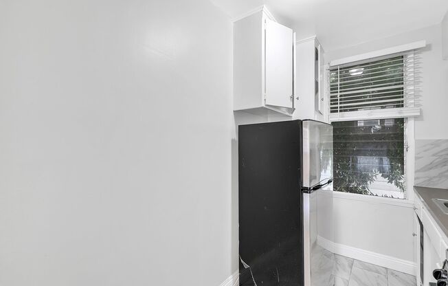 Studio, 1 bath, $1,950, Unit 219