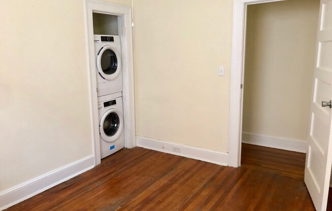 3 beds, 1 bath, 1,000 sqft, $1,850, Unit 3033 N. Calvert St. C5