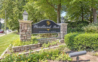 Woodland Park Apts