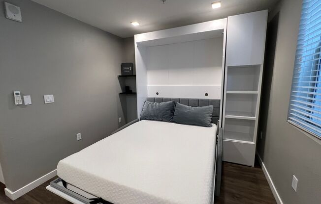 Studio, 1 bath, 319 sqft, $1,775, Unit 435-101