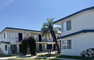 Courtyard Apartments