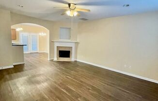 3 beds, 2.5 baths, $1,599