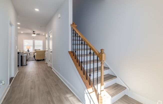 3 beds, 2.5 baths, 1,407 sqft, $2,200, Unit 5149