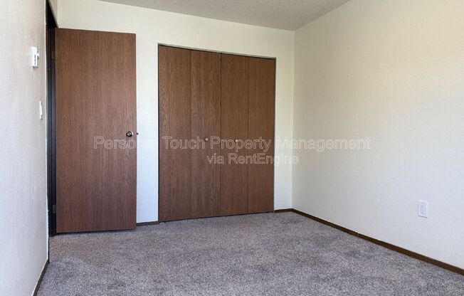 2 beds, 1 bath, 850 sqft, $825, Unit 36