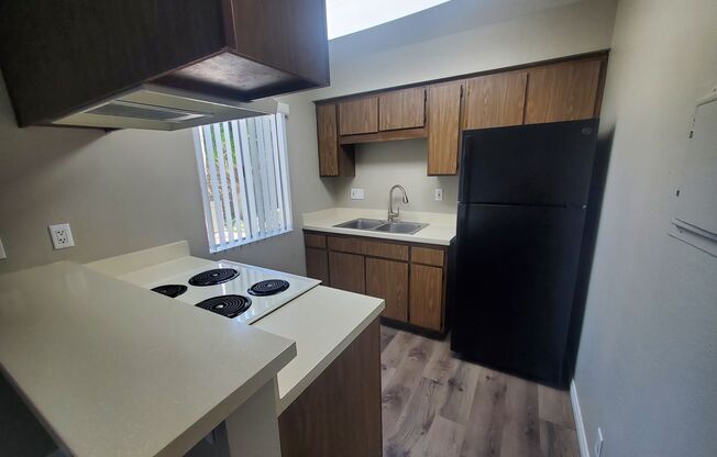 Studio, 1 bath, 408 sqft, $1,900, Unit 141