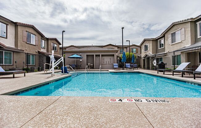 3 beds, 2.5 baths, $1,852