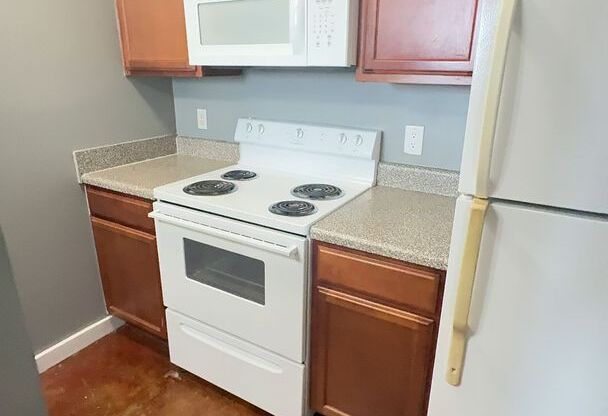 1 bed, 1 bath, 599 sqft, $1,153.6, Unit Apt. 204