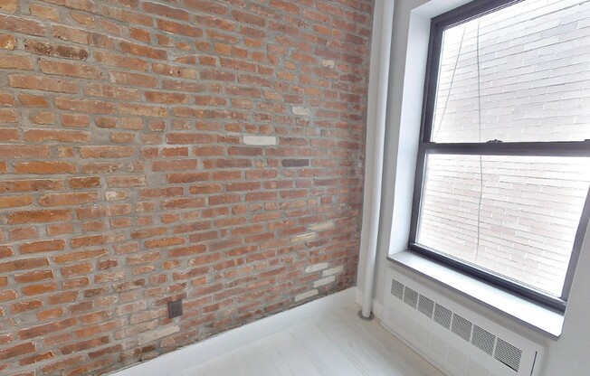4 beds, 2 baths, $8,995, Unit 3G