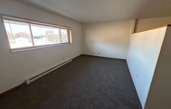 Studio, 1 bath, 500 sqft, $650, Unit 212