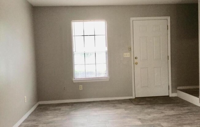 2 Bedroom 1.5 Bath Townhome for Rent