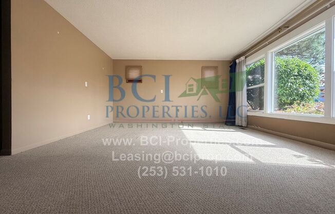 Beautiful Charming 2 bedroom house in North End Tacoma